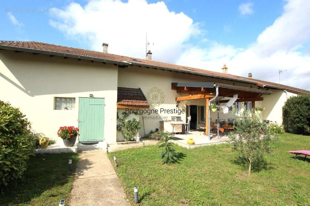 Maison à TOURNUS