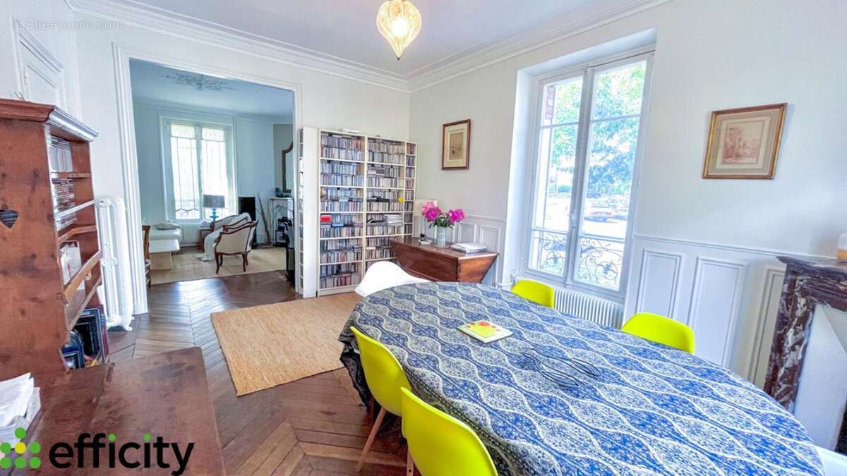 Maison 145 m² à Versailles  - photo 4