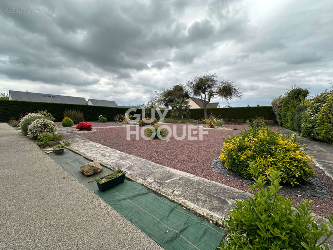 Maison à REMILLY-SUR-LOZON