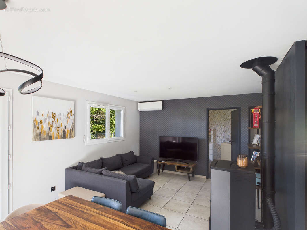 Maison à ANTHY-SUR-LEMAN