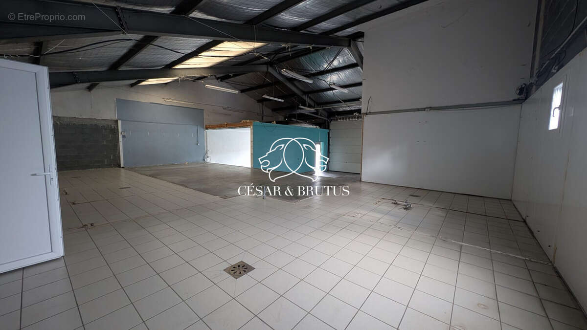 Commerce à SAINT-GERMAIN-LAPRADE