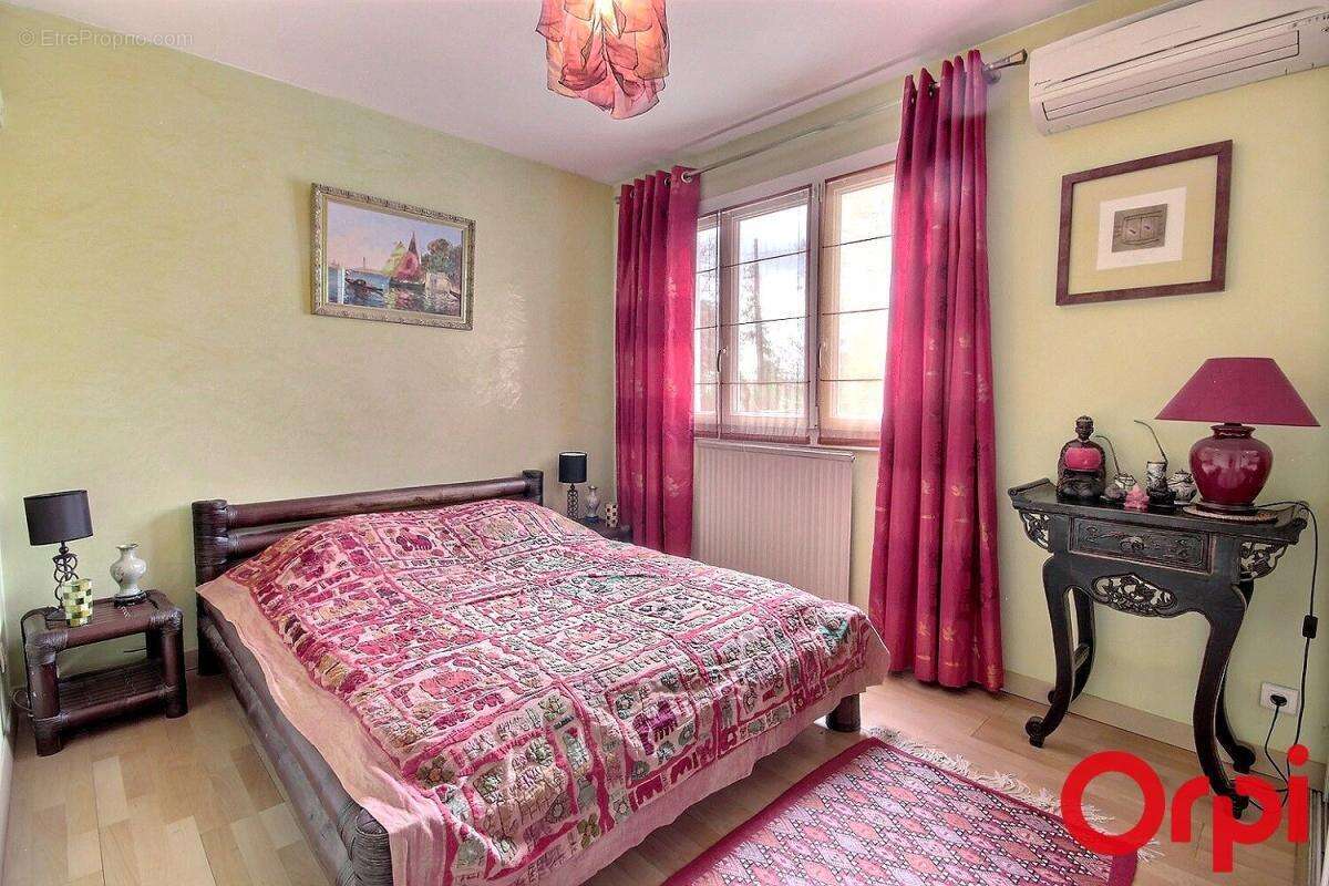 Appartement à MARSEILLE-12E