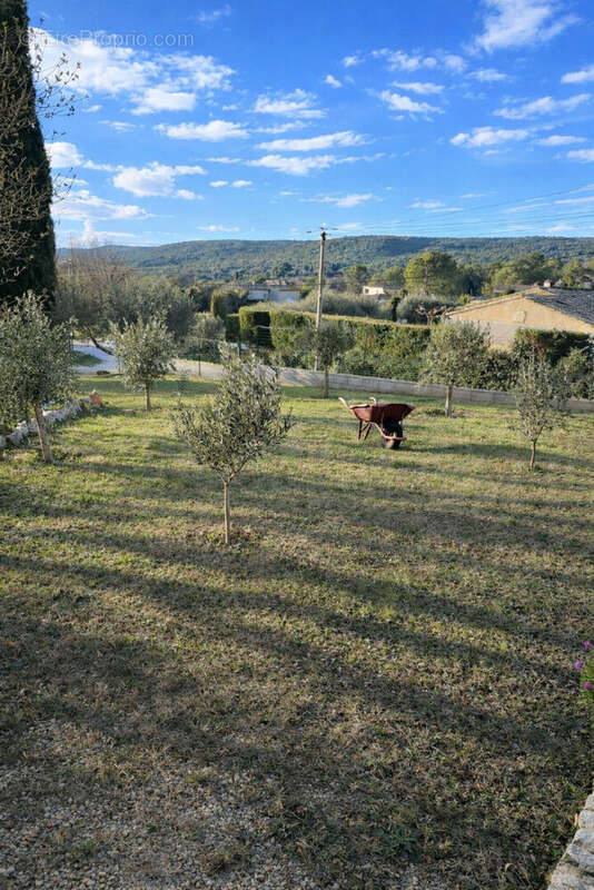 Maison à VILLECROZE