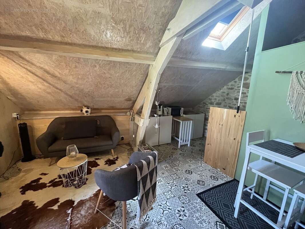 Studio - Maison à LACAPELLE-MARIVAL