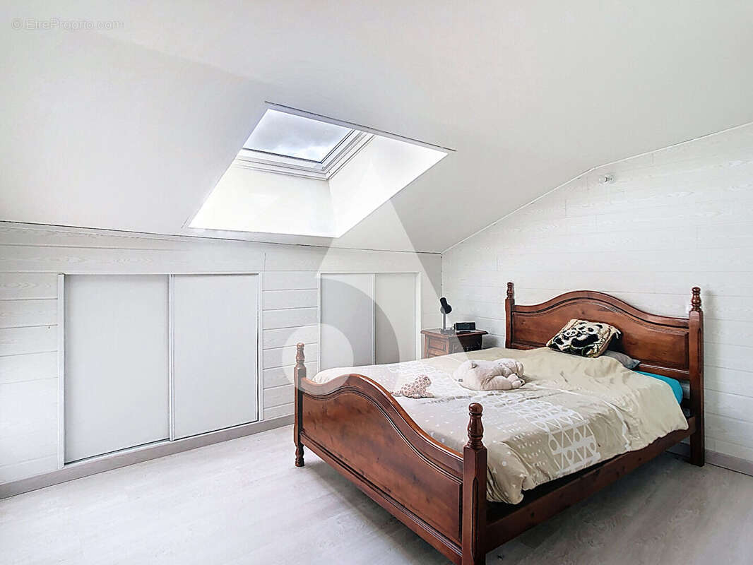 Appartement à LARAJASSE