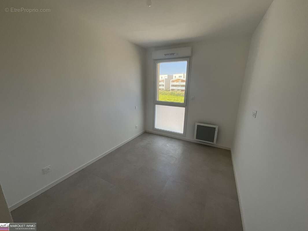 Appartement à SAUVIAN