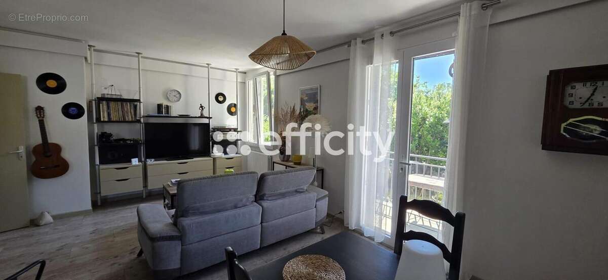 Maison 167 m² à Geu  - photo 3