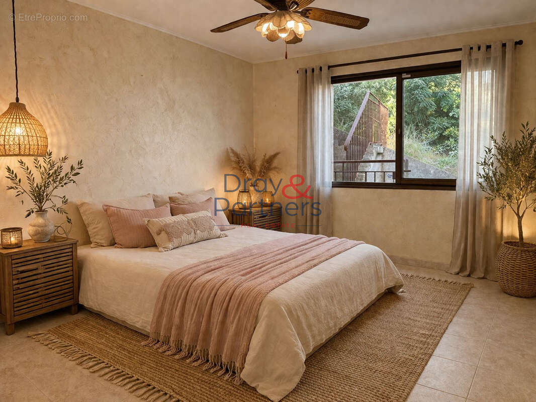 Maison à MANDELIEU-LA-NAPOULE