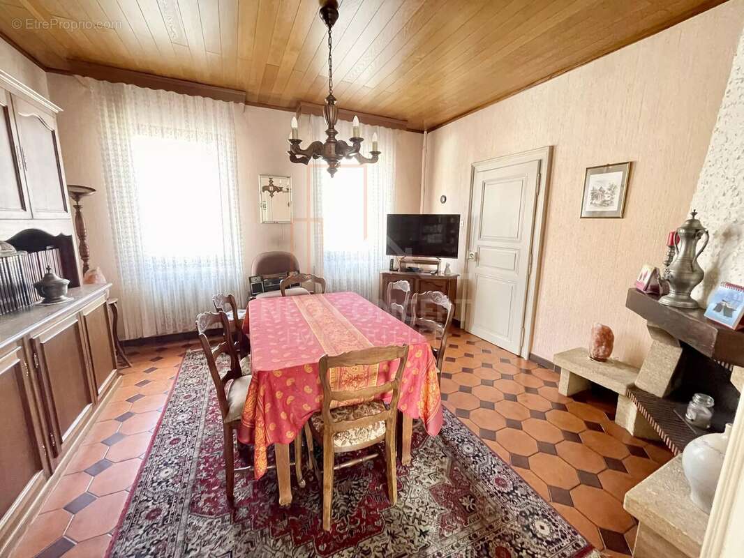 Maison de type 4 pièces d’environ 80 m² sur 9 ares et 12 centiares à HAGUENAU. - photo 6