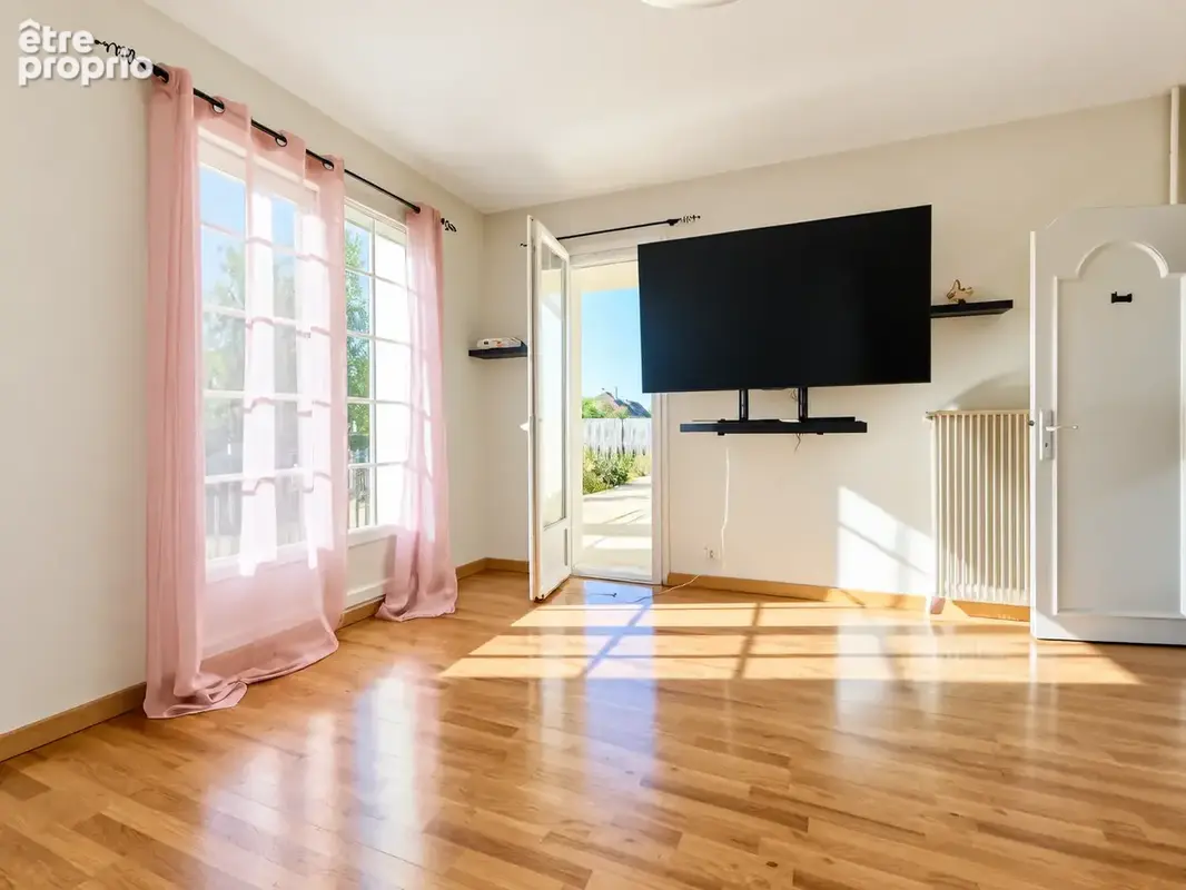 Maison 181 m2 habitable de plain pied à Sarry ! - photo 8