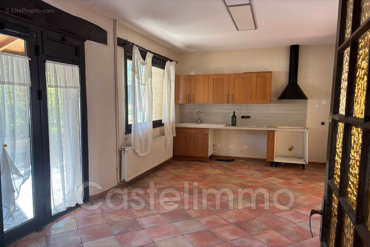 Maison à CASTELSARRASIN