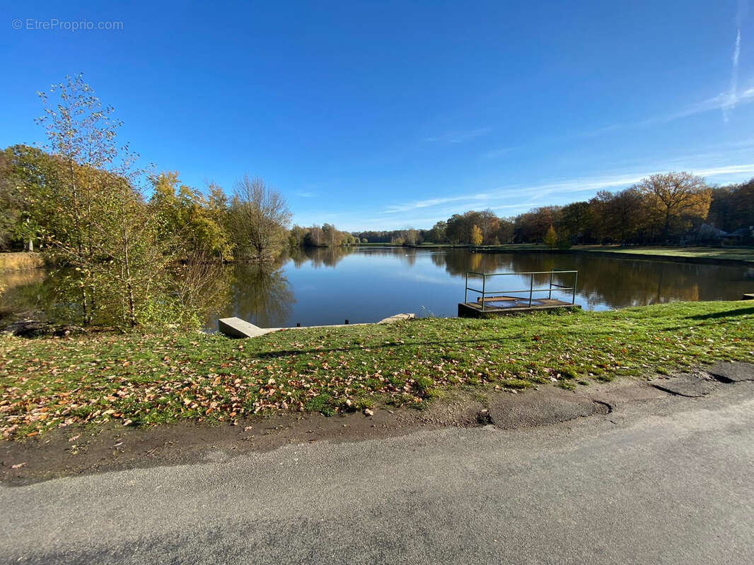 Maison à BAZOCHES-SUR-LE-BETZ