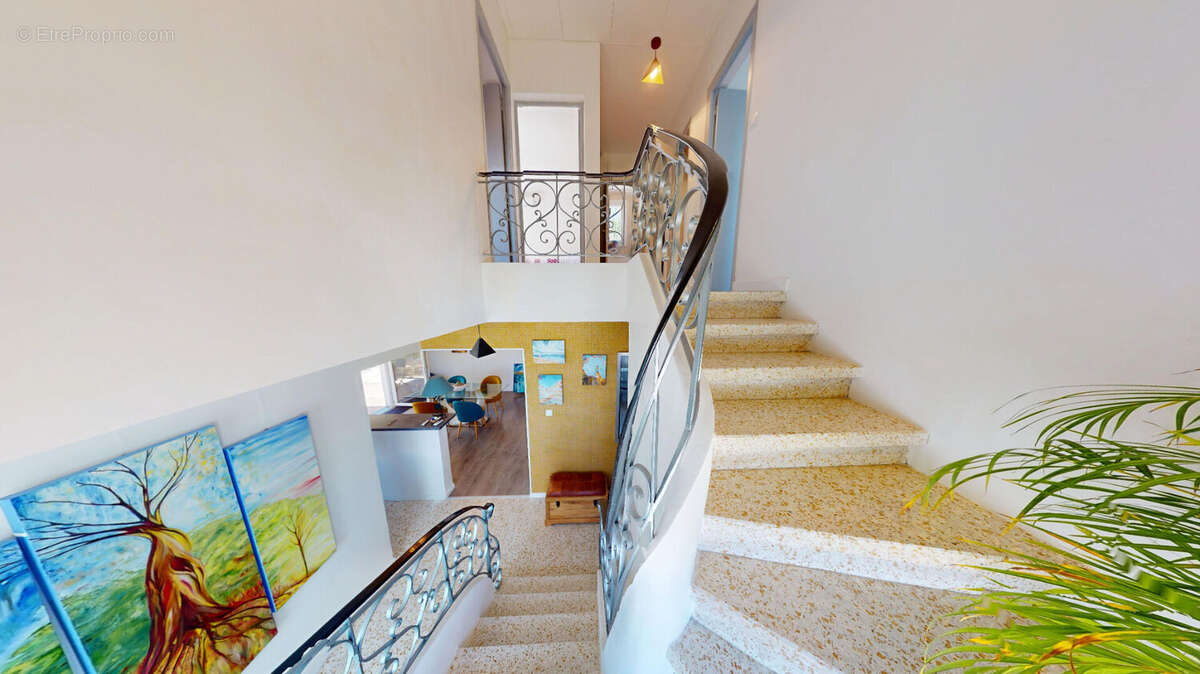 Maison à MONTREDON-DES-CORBIERES