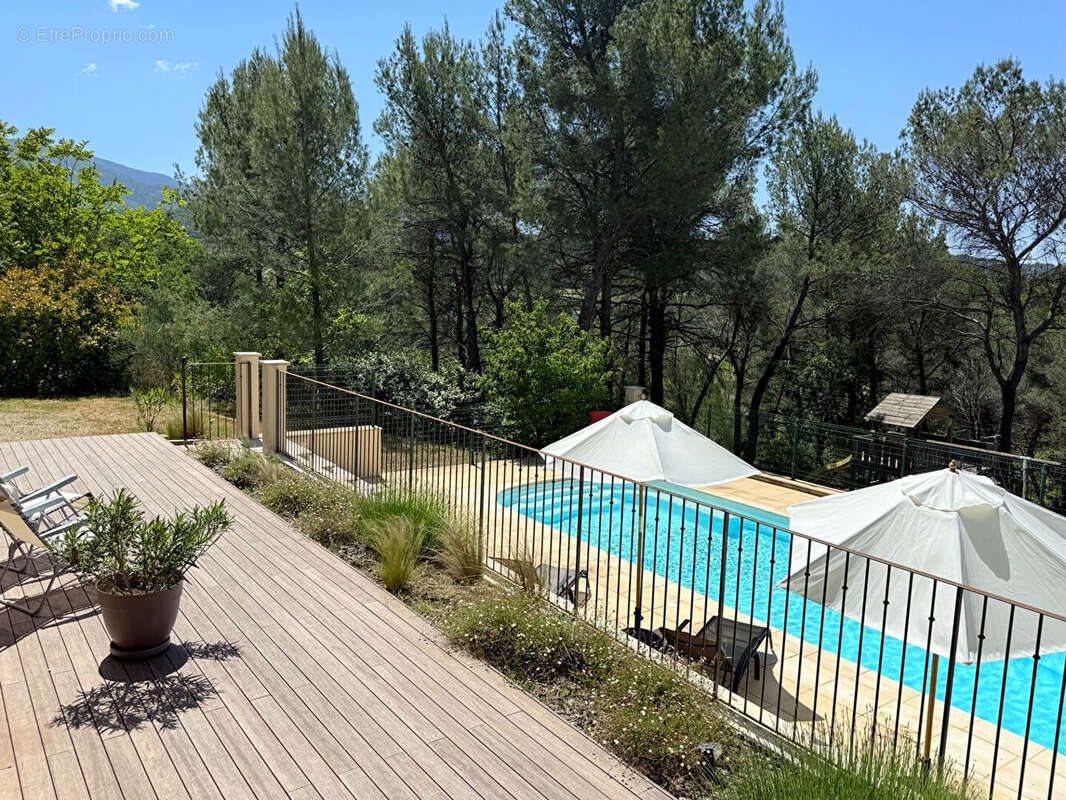 Maison à VAISON-LA-ROMAINE