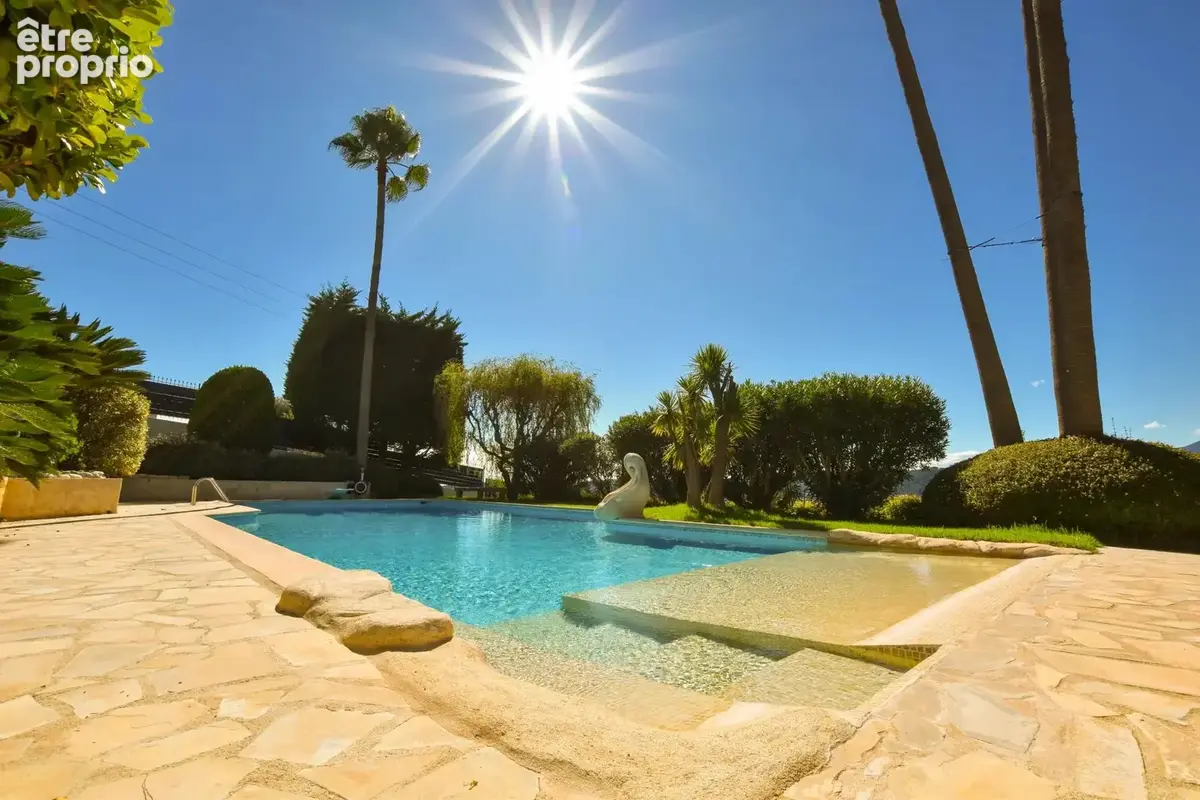 PROPRIETE D'EXCEPTION - Villa Néo-provençale aux portes du Château de Cremat - photo 16