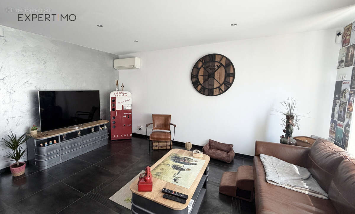 Appartement à LA TRONCHE