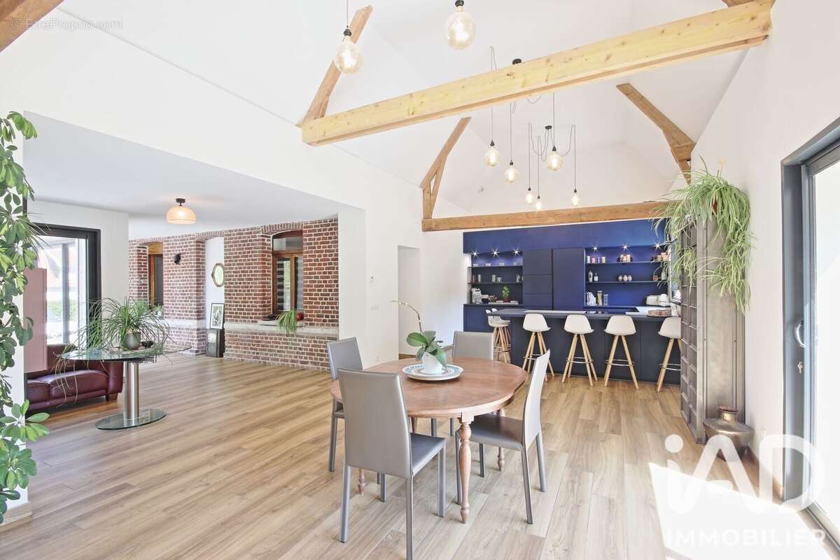 Maison 275 m² à Maroeuil  - photo 6
