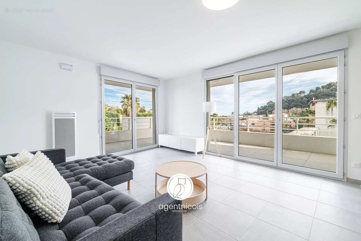 Appartement à CAGNES-SUR-MER