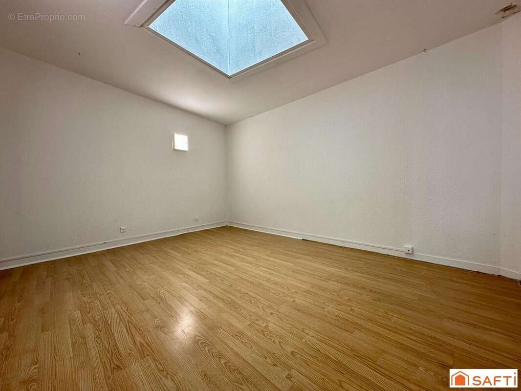 Photo 6 - Commerce à NEVERS