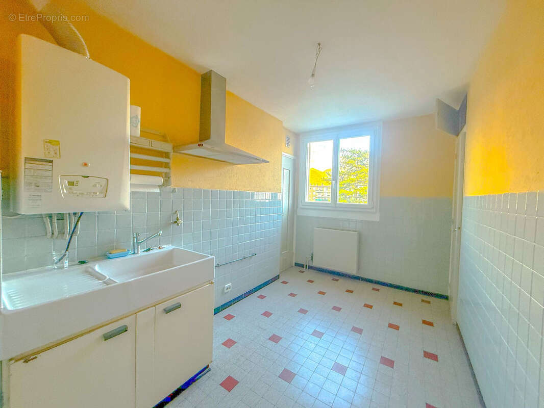 Appartement à FONTAINE