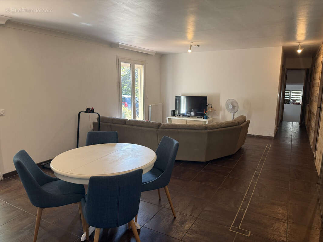 Maison 110 m² à Montrozier  - photo 9
