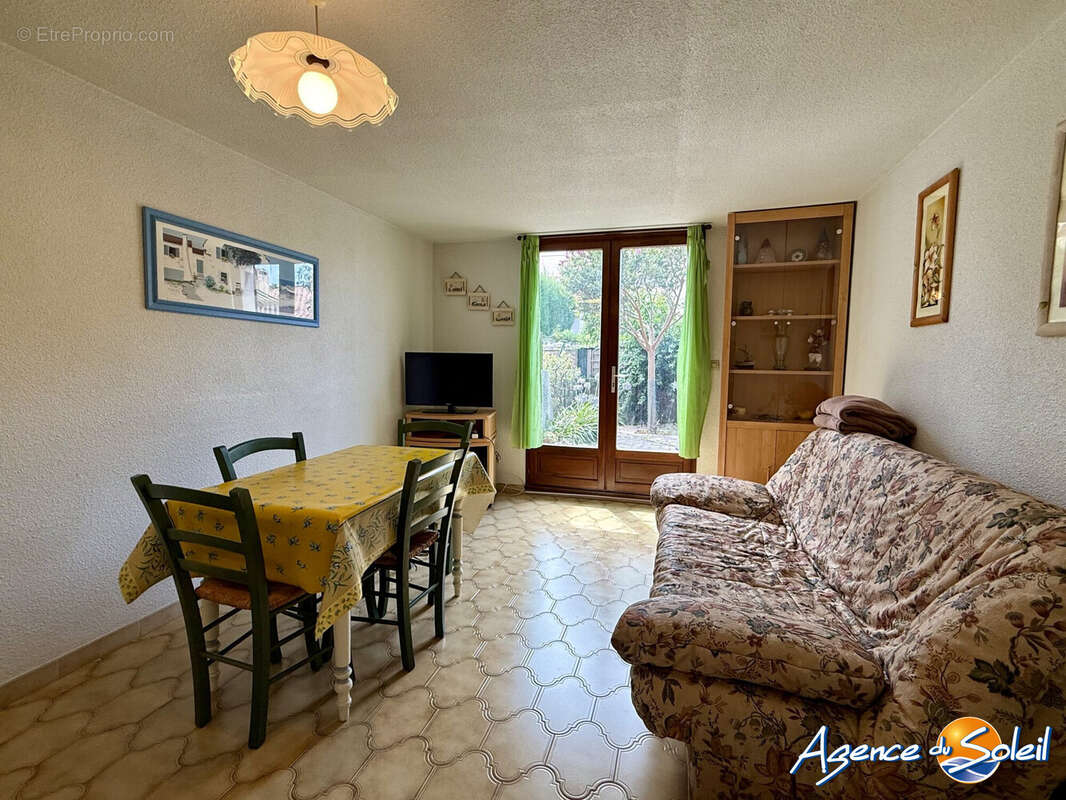 Maison 45 m² à Saint-Cyprien  - photo 9