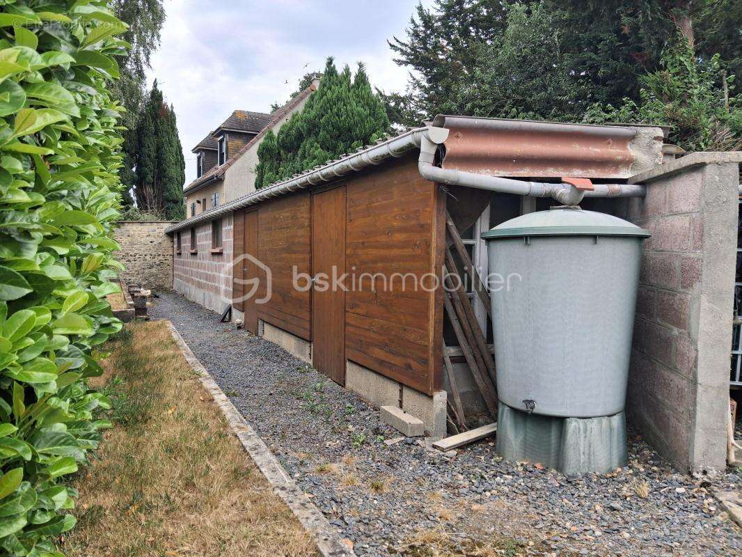 Maison Le Breuil En Bessin de 219 m² - photo 18