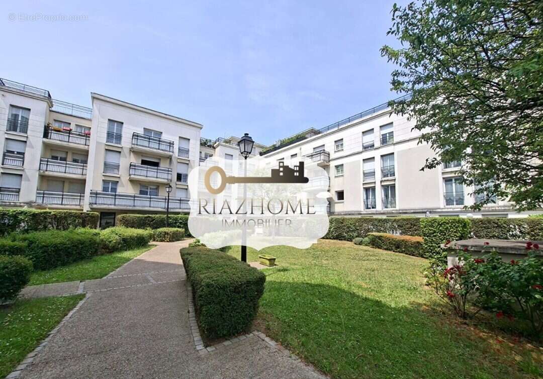 Appartement à LE BOURGET