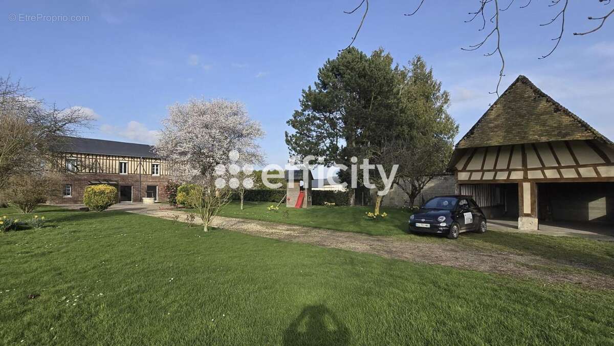 Maison à AMFREVILLE-LA-CAMPAGNE