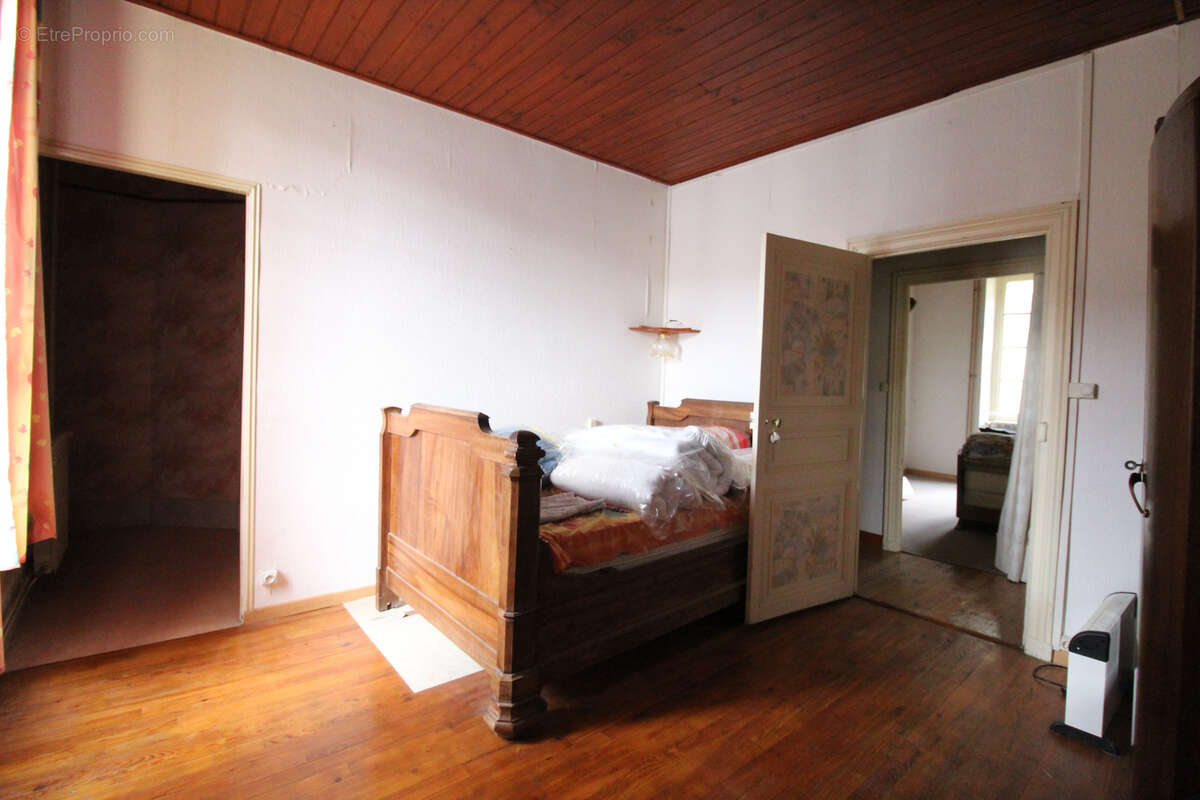 Maison à ROQUEFORT-SUR-SOULZON