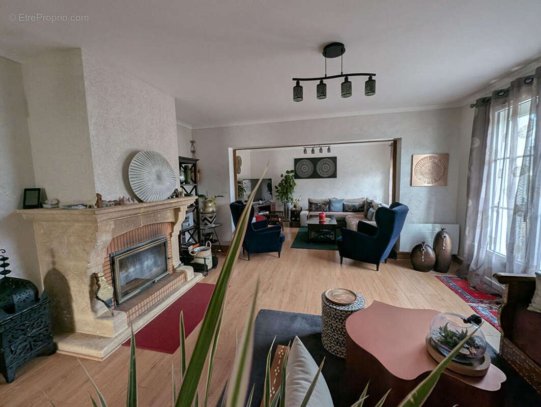 Maison 172 m² à Amboise  - photo 3