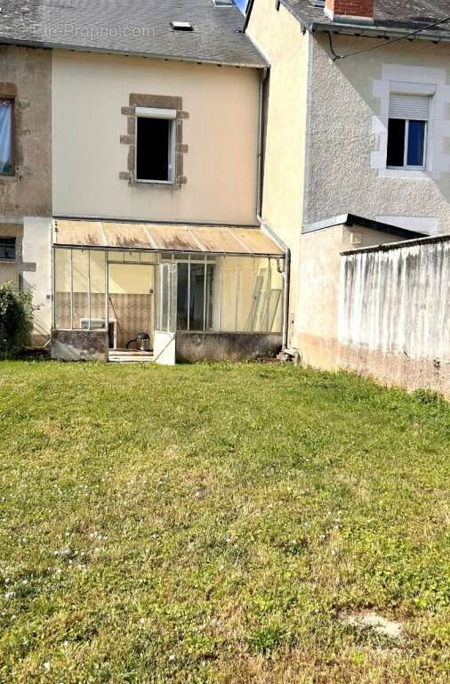 Maison de village toutes commodites - 5 pièces - garages - terrain 916 m2 - photo 12