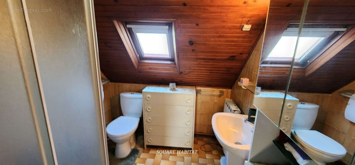 Maison à SEMUR-EN-VALLON