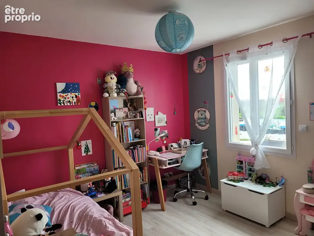 LANDRAIS 10 min de SURGERES - maison de 2018 plain pied de 130 m² de type 5 - garage - terrain - piscine - photo 10