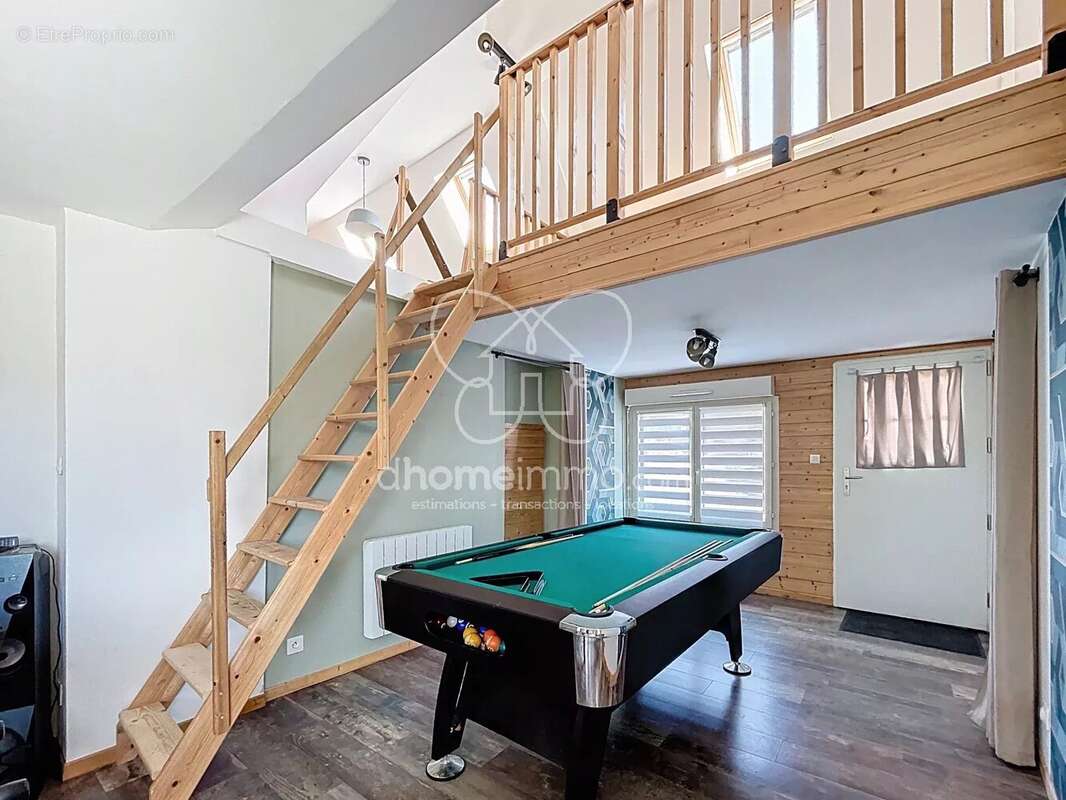 Maison à RAIMBEAUCOURT