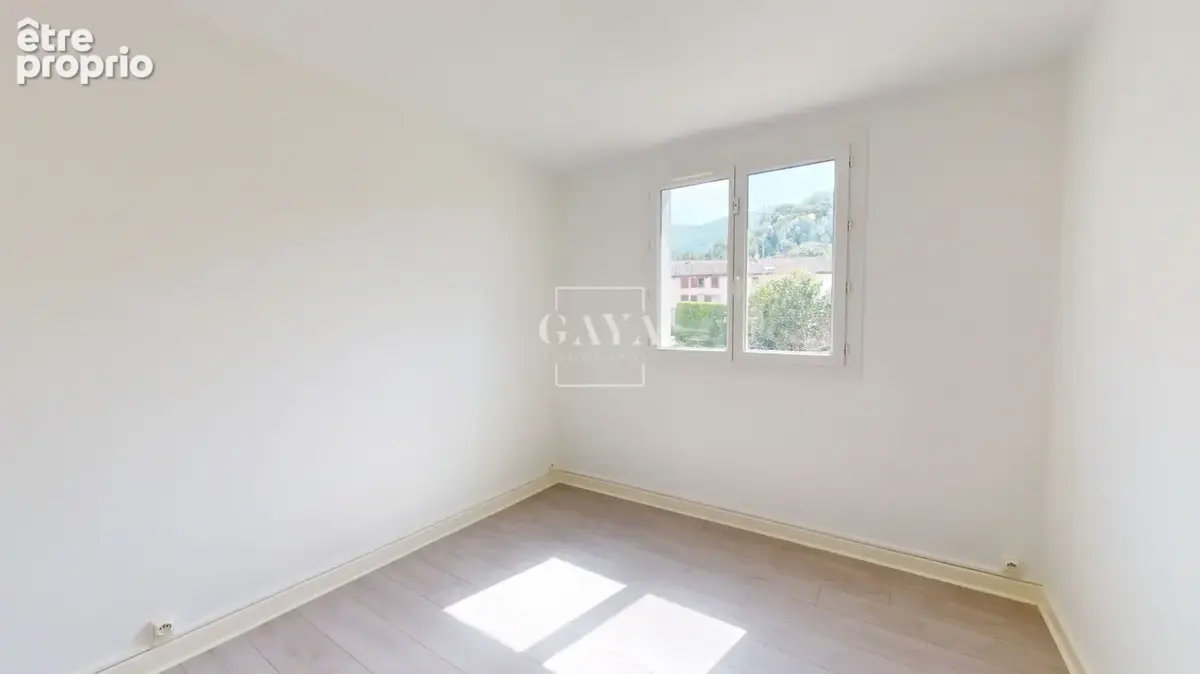 Appartement 3 pièces de 54m2 - entièrement rénové - photo 8