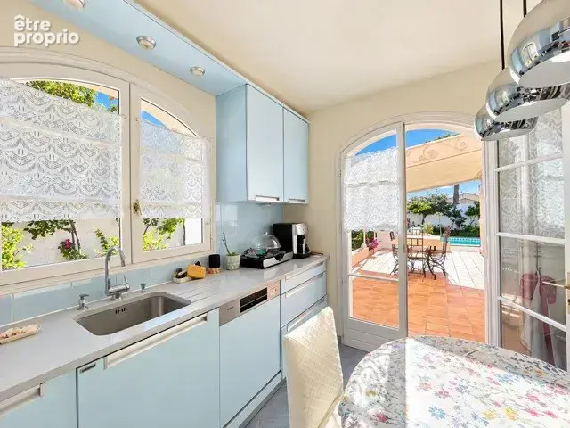 Pézenas / villa de standing de 175 m² avec jardin paysager et piscine - photo 10