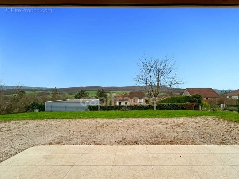 Maison à vendre 5 pièces GERMAGNY (71) - photo 3