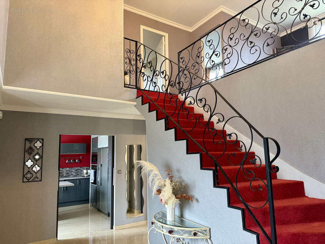 Maison à PONT-DU-CHATEAU