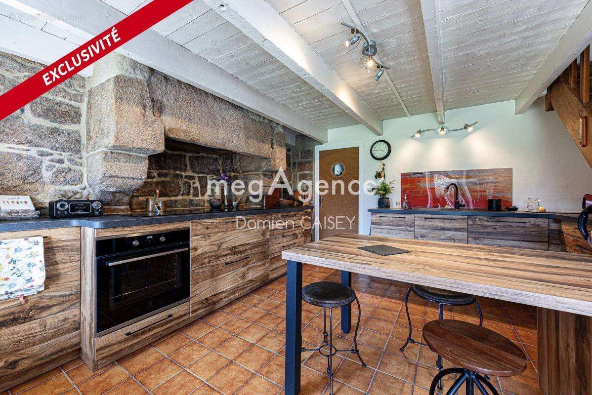 Maison à PLEUMEUR-BODOU