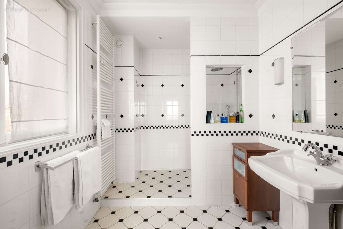 Appartement à CALUIRE-ET-CUIRE