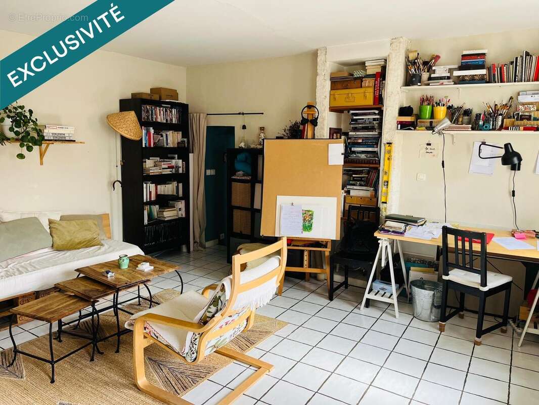 Photo 2 - Appartement à VILLENEUVE-LES-AVIGNON