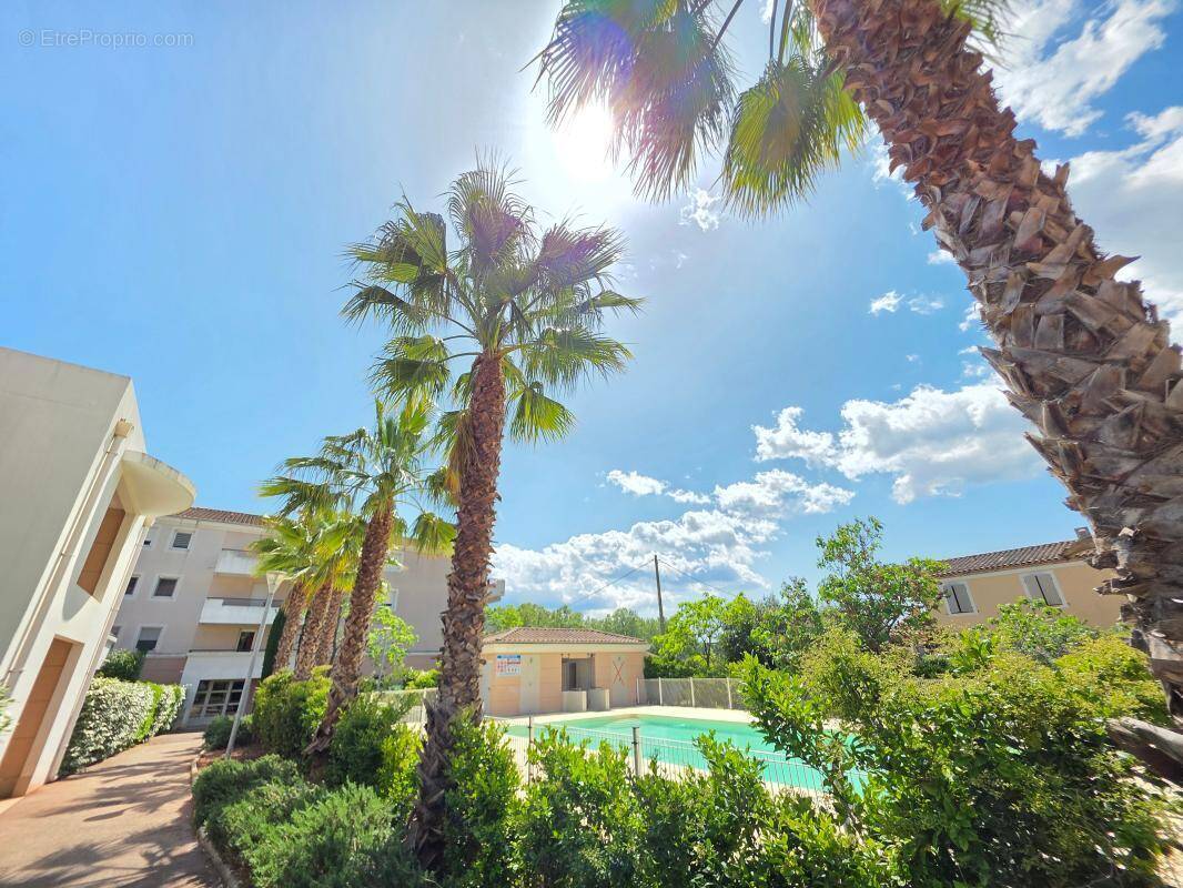 Appartement à LE LUC