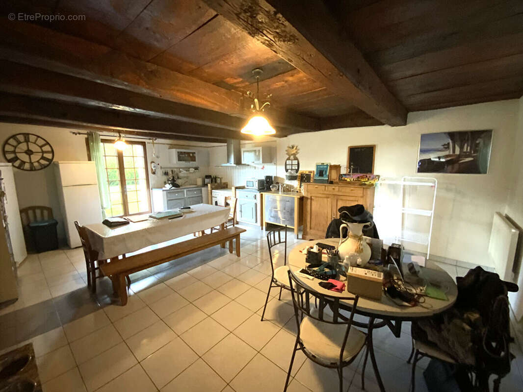 Maison à AUXY