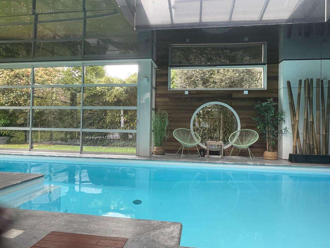 Maison à CROIX