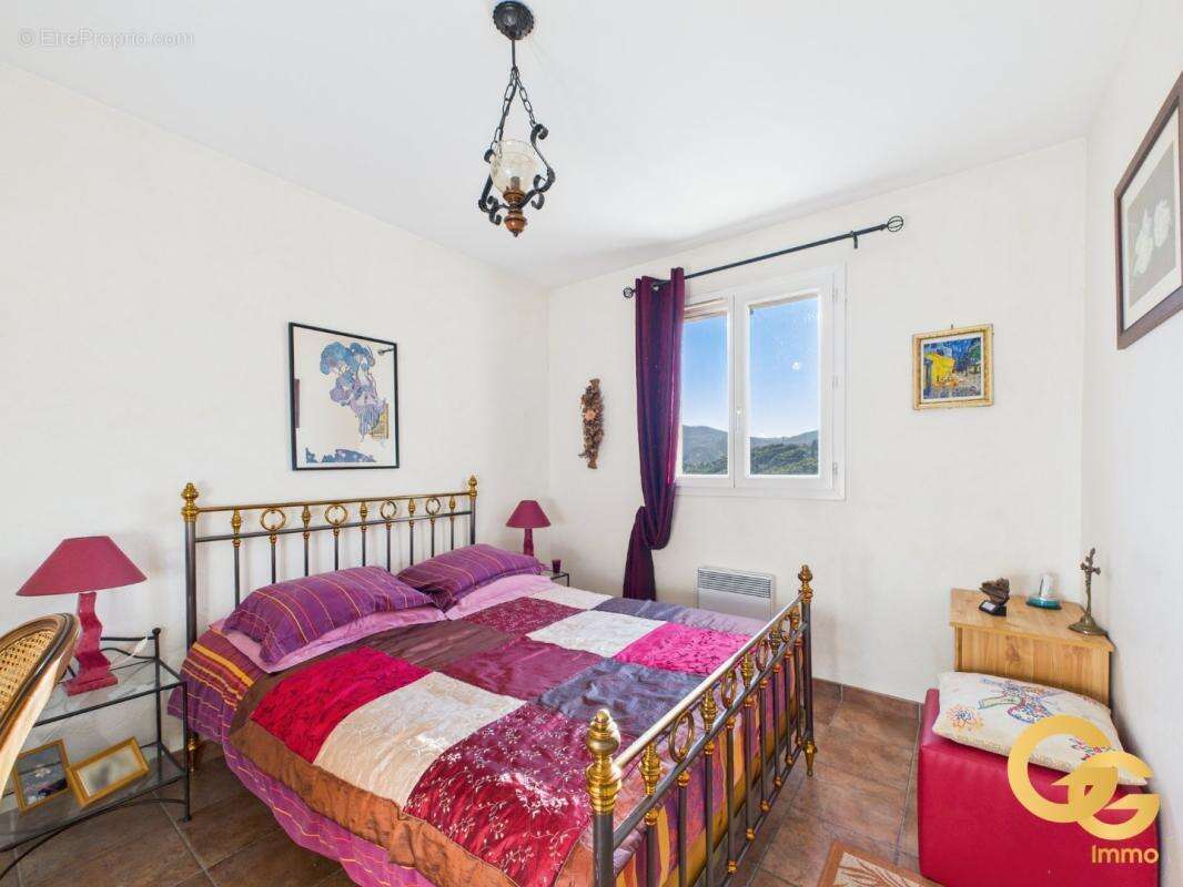 Maison à AURIBEAU-SUR-SIAGNE