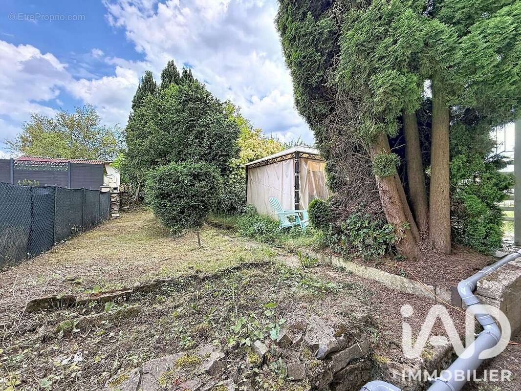 Appartement 92 m² à Havange  - photo 9