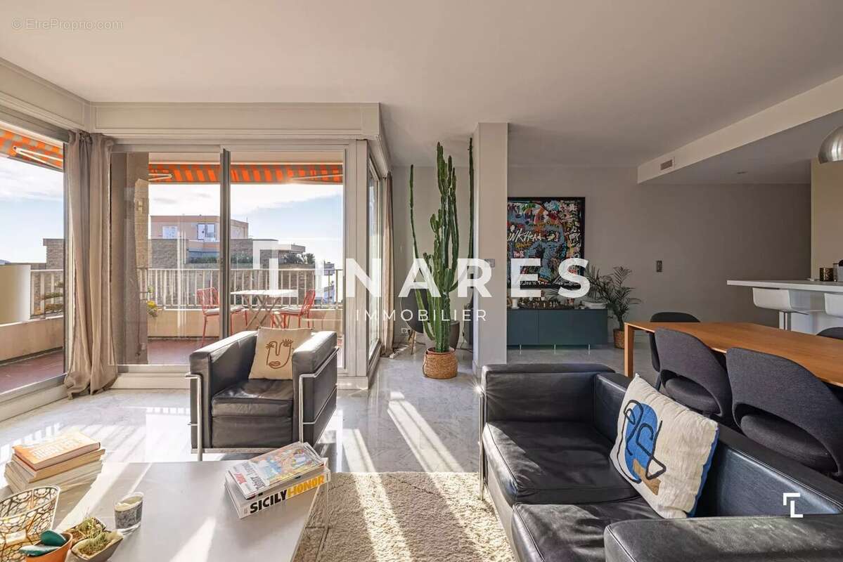 Appartement à MARSEILLE-7E