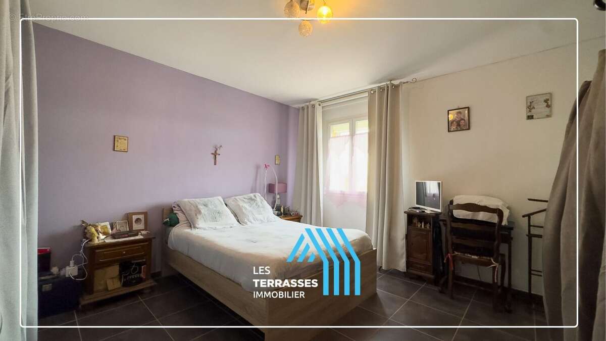 Maison à MONTELIMAR