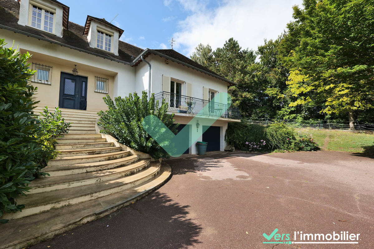 Maison à BRUGNY-VAUDANCOURT